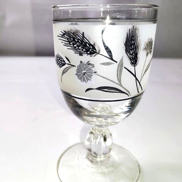 Libbey Other - Vintage Libbey Silver Wheat & Thistle Frosted Goblet Glass 8 oz Discoloration